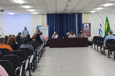 Aula inaugural do Pré-Enem gratuito é realizada em Volta Redonda