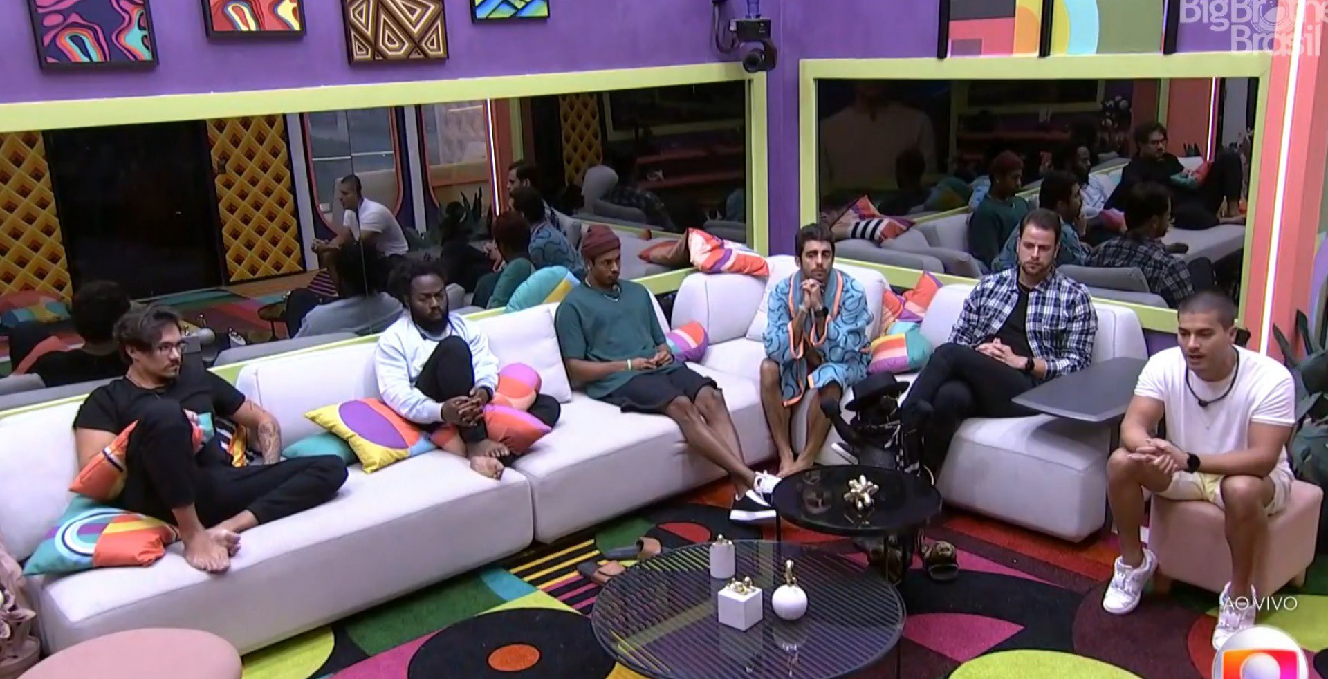 Brothers participam de 'Jogo da Discórdia' - Reprodução da TV Globo