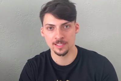 MP do DF denuncia Jair Renan Bolsonaro por lavagem de dinheiro e falsificação de documentos