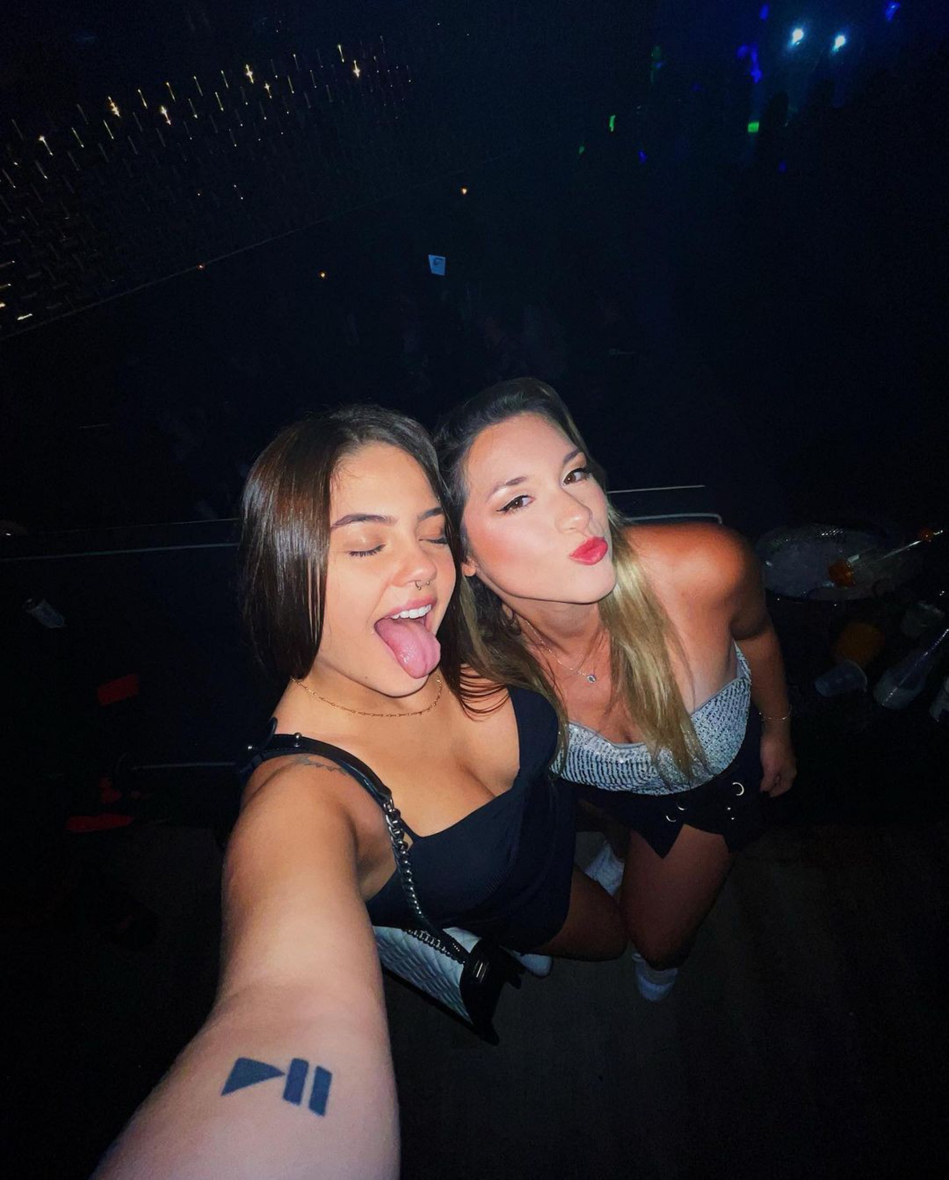 Filhas de Gugu Liberato, Sofia e Marina têm noite de funk nos EUA em show de MC Mirella - Reprodução/Instagram