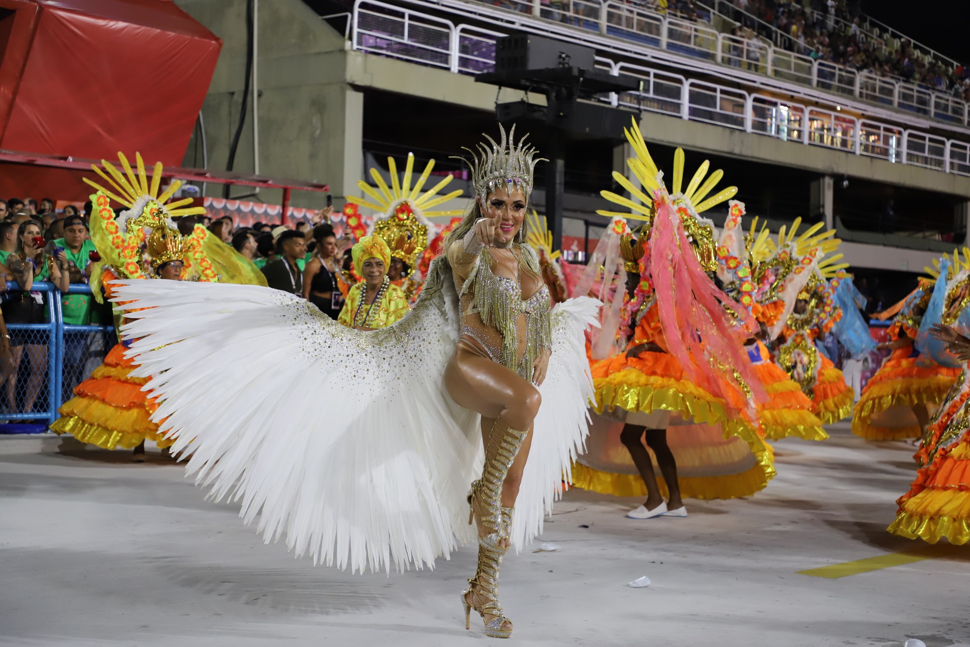 Marcela Ponte, Madrinha da Unidos da Ponte, durante desfile
- CARLOS ALVES / Riotur