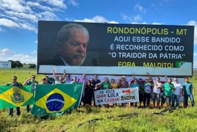 MP de Mato Grosso abre inquérito para apurar outdoor com ofensas a Lula em Rondonópolis