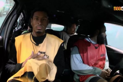 Paulo André se corta durante última prova do 'BBB 22', mas permanece na disputa