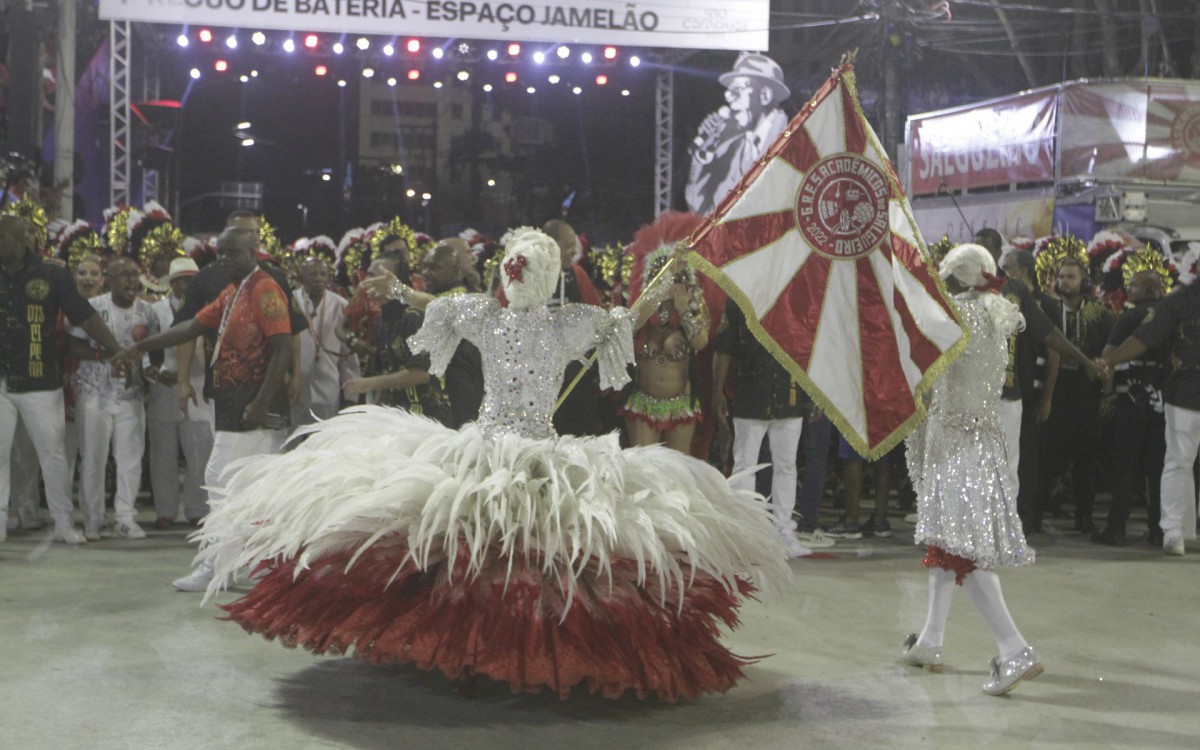 GRES Acad&ecirc;micos do Salgueiro - Desfile na Marqu&ecirc;s de Sapuca&iacute;, neste primeiro dia do Grupo Especial nesta Sexta-feira(22). Foto: Marcos Porto/Agencia O Dia