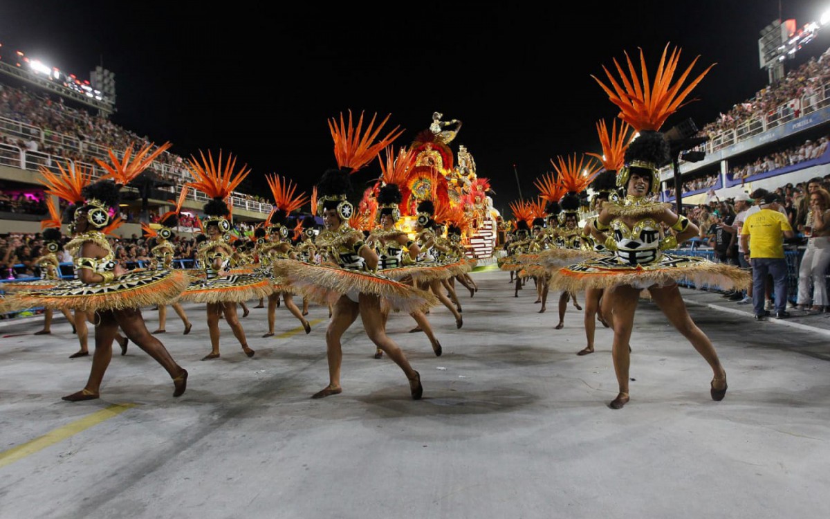 Salgueiro foi a terceira escola a desfilar nesta sexta-feira