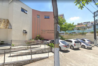 Homem é preso por roubo após ser reconhecido em hospital