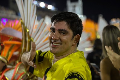 Mais uma vez Marcelo Adnet é flagrado traindo esposa, agora no Carnaval