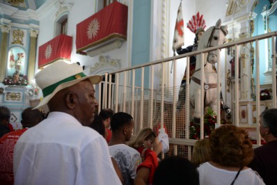 Feriadão terá esquema especial de transporte, saúde e comércio; Confira