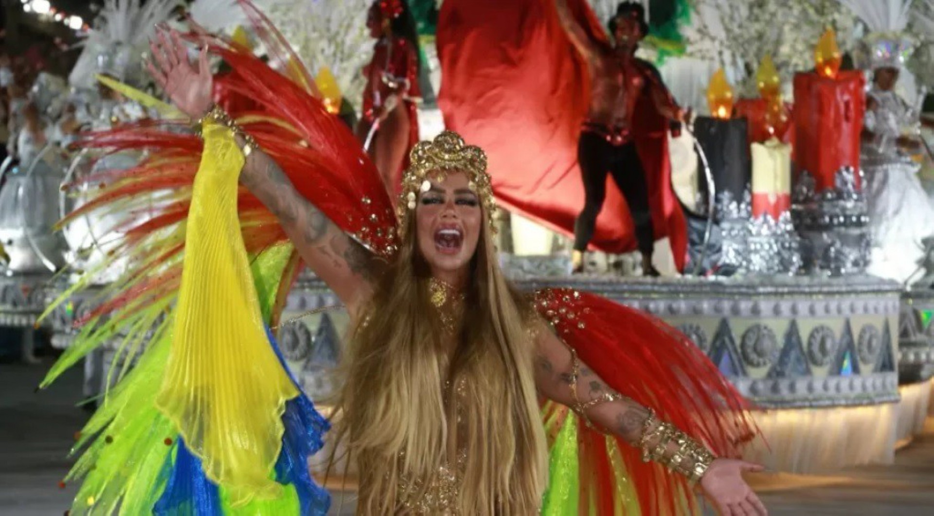 Rafaella Santos desfilou pelo Salgueiro - Dilson Silva / AgNews