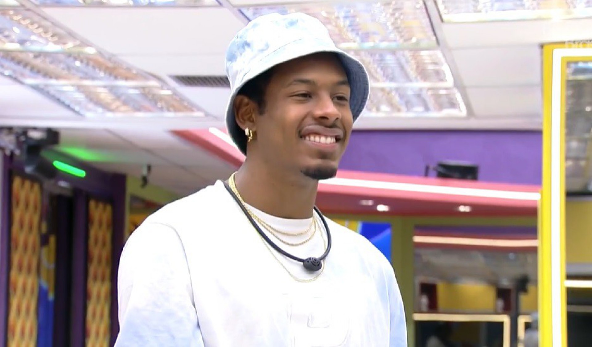 Paulo André e Douglas Silva conversam na cozinha do 'BBB'   - reprodução da TV Globo