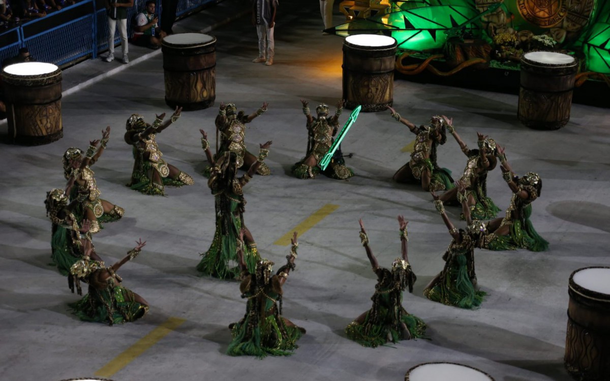 Mocidade foi a terceira escola a se apresentar na Sapuca&iacute; neste segundo dia de desfiles