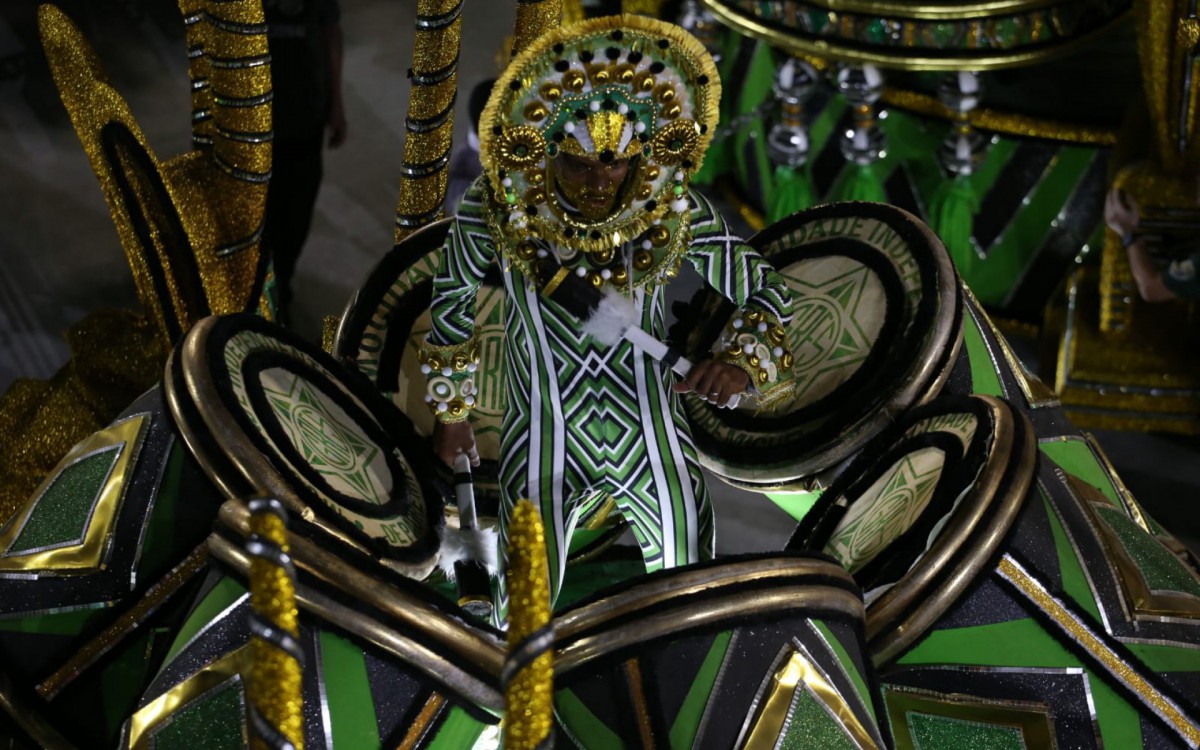 Mocidade foi a terceira escola a se apresentar na Sapuca&iacute; neste segundo dia de desfiles