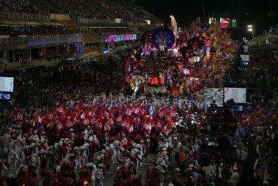 Saiba como chegar e o que pode ou não levar para o Sambódromo