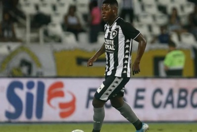 Ex-meia do Botafogo é preso por envolvimento com crime organizado