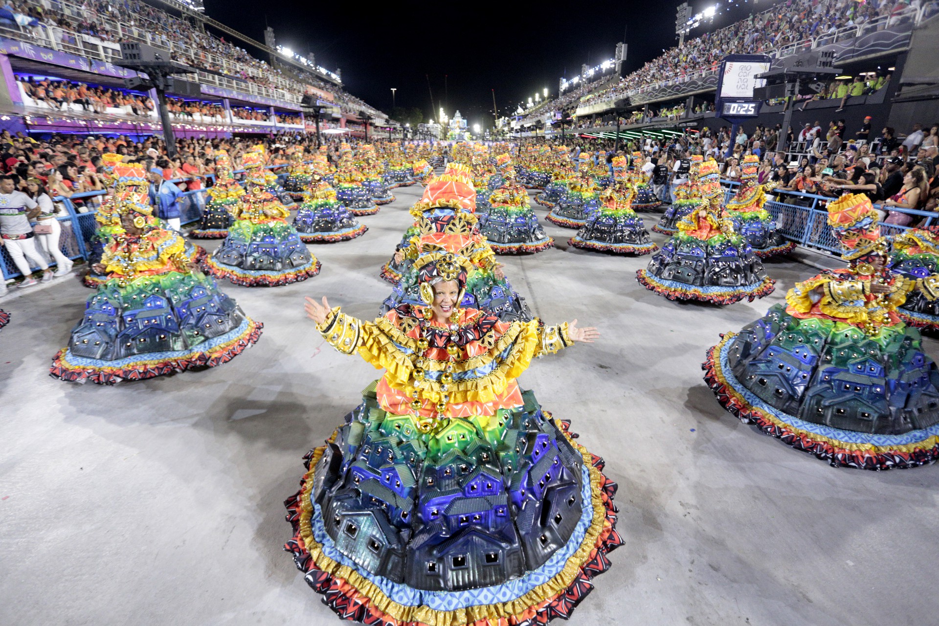 Vila Isabel fechou a participação das escolas de samba do Especial - Gabriel Monteiro / RioTur