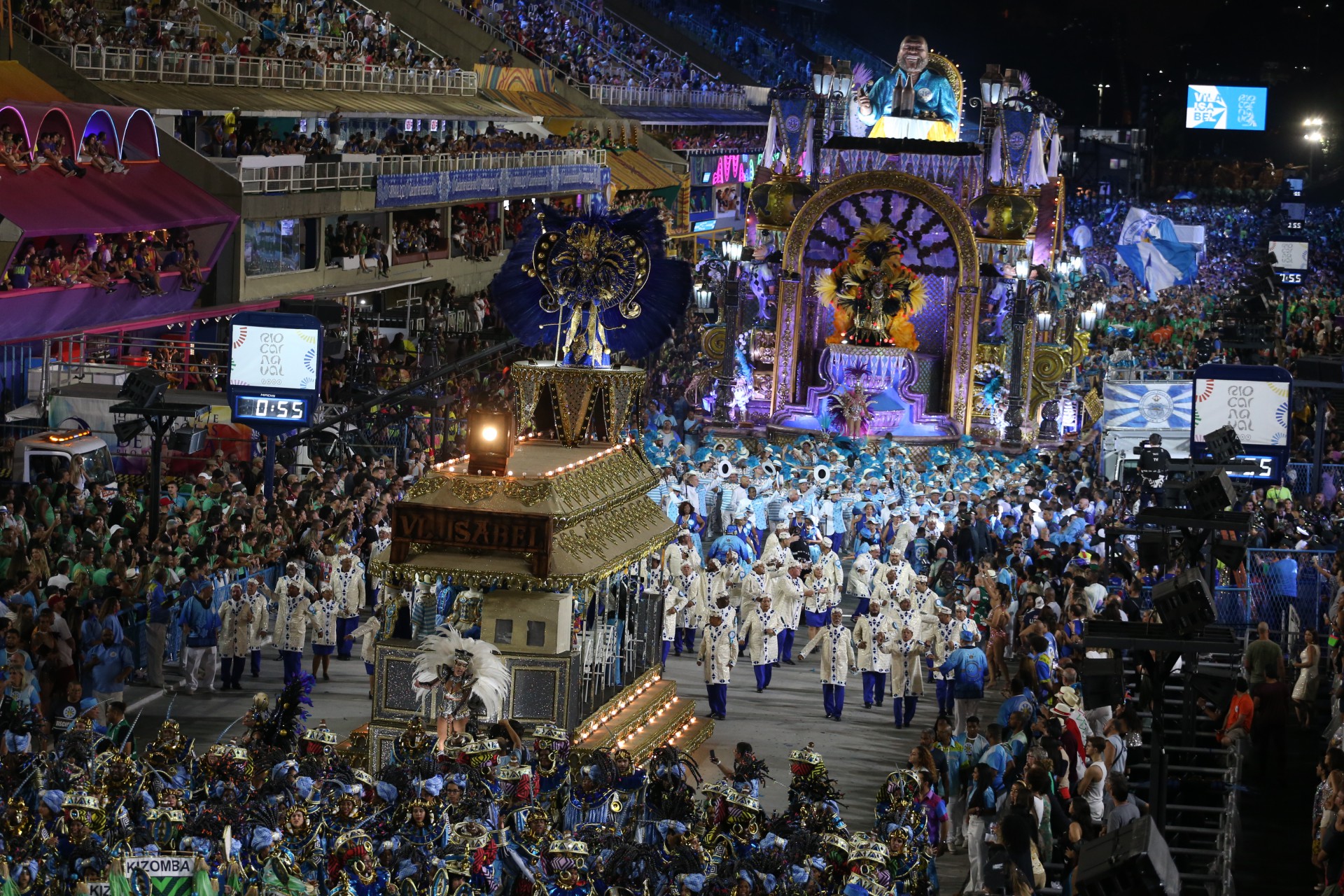 Vila Isabel- Desfile na Marquês de Sapucaí, neste segundo dia do Grupo Especial neste sábado(23). Foto: Cleber Mendes/Agência O Dia - Cleber Mendes/Agência O Dia