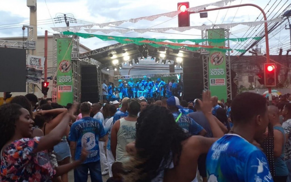 O agito com muita m&uacute;sica na Pra&ccedil;a dos Estudantes, no Centro, come&ccedil;ar&aacute; &agrave;s 11h