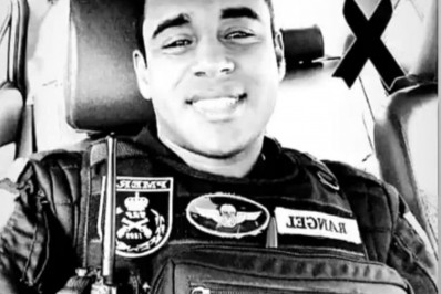 Corpo de PM morto após ser reconhecido por criminosos é sepultado na Zona Oeste do Rio