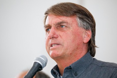 Bolsonaro repete ataques e convoca apoiadores para o dia 7 de setembro