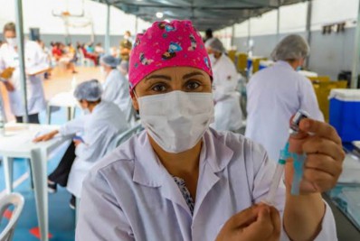 Vacinação contra Covid-19 é retomada nesta segunda-feira com programação extensa