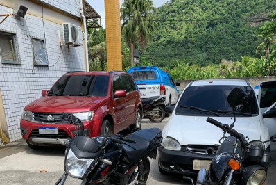 Três pessoas são presas por receptação de veículos em Guapimirim