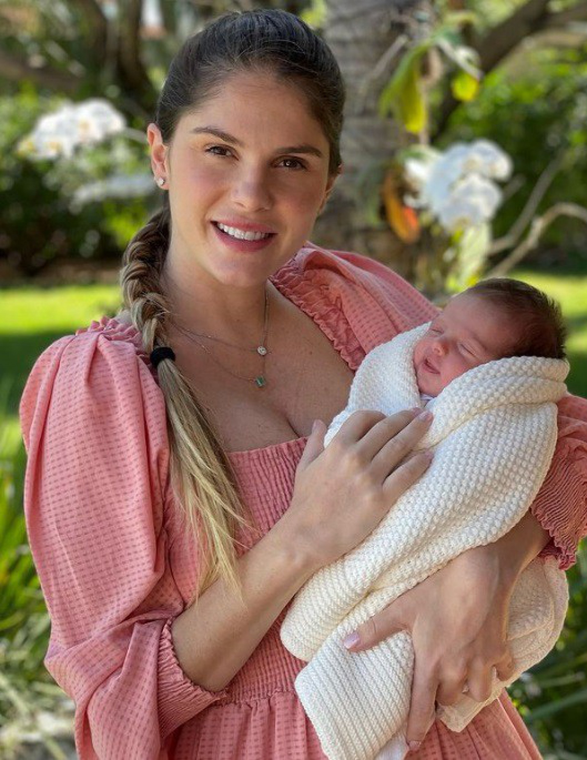 Bárbara Evans com a filha, Ayla  - Reprodução/Instagram