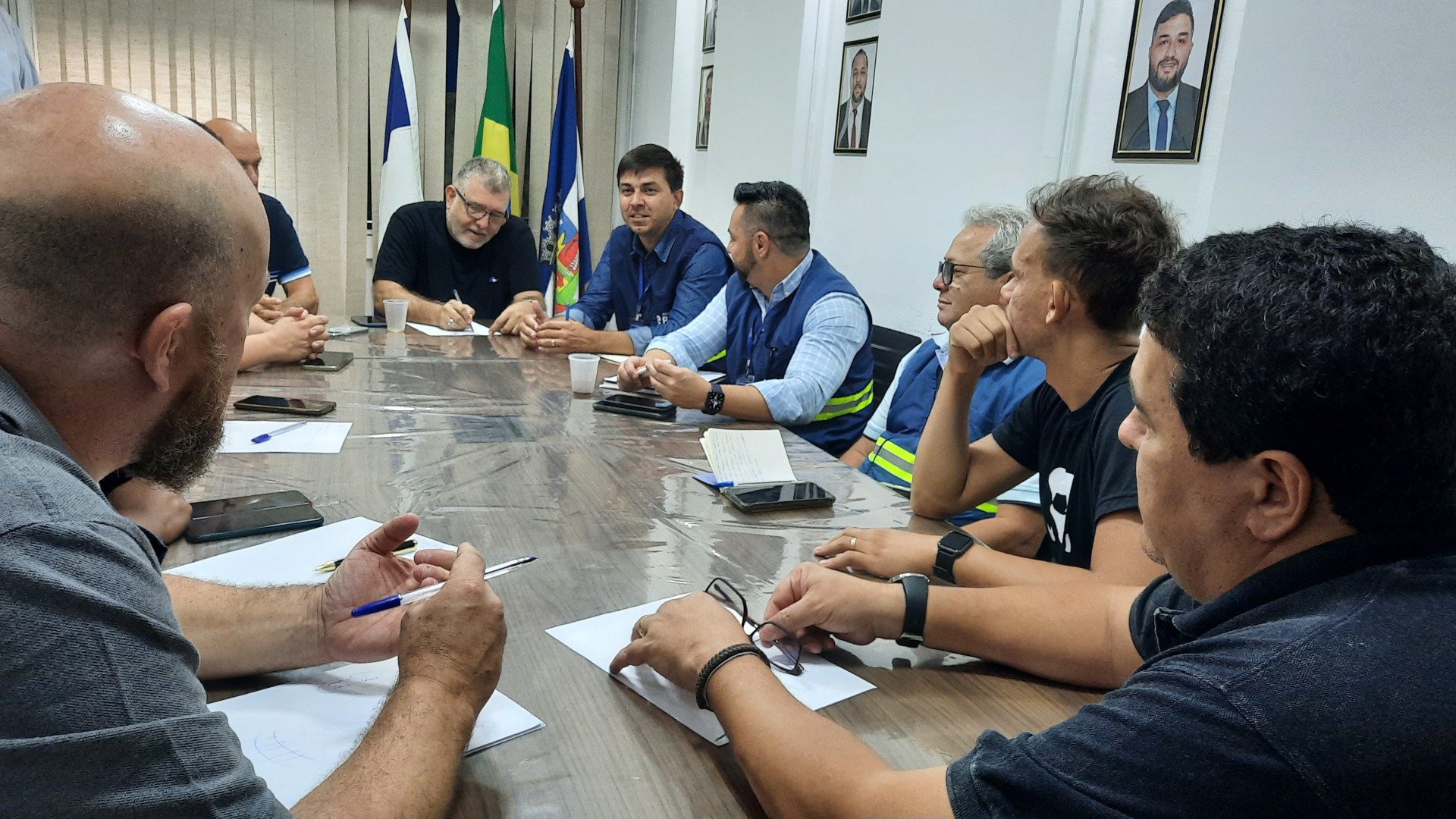A equipe da concessionária falou sobre o trabalho que vem sendo desenvolvido na cidade para melhorar o abastecimento na região - Divulgação