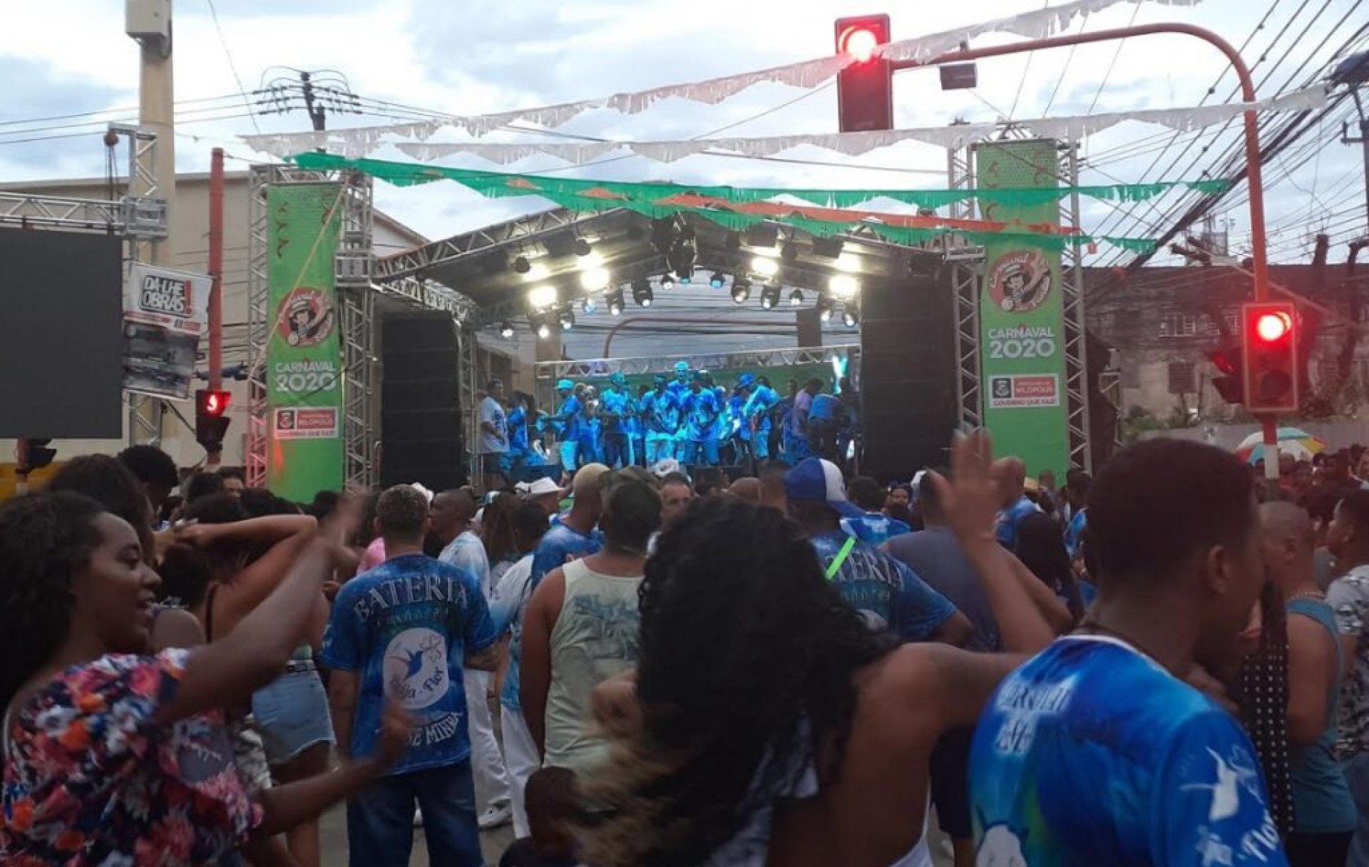 O agito com muita música na Praça dos Estudantes, no Centro, começará às 11h - Divulgação / PMN