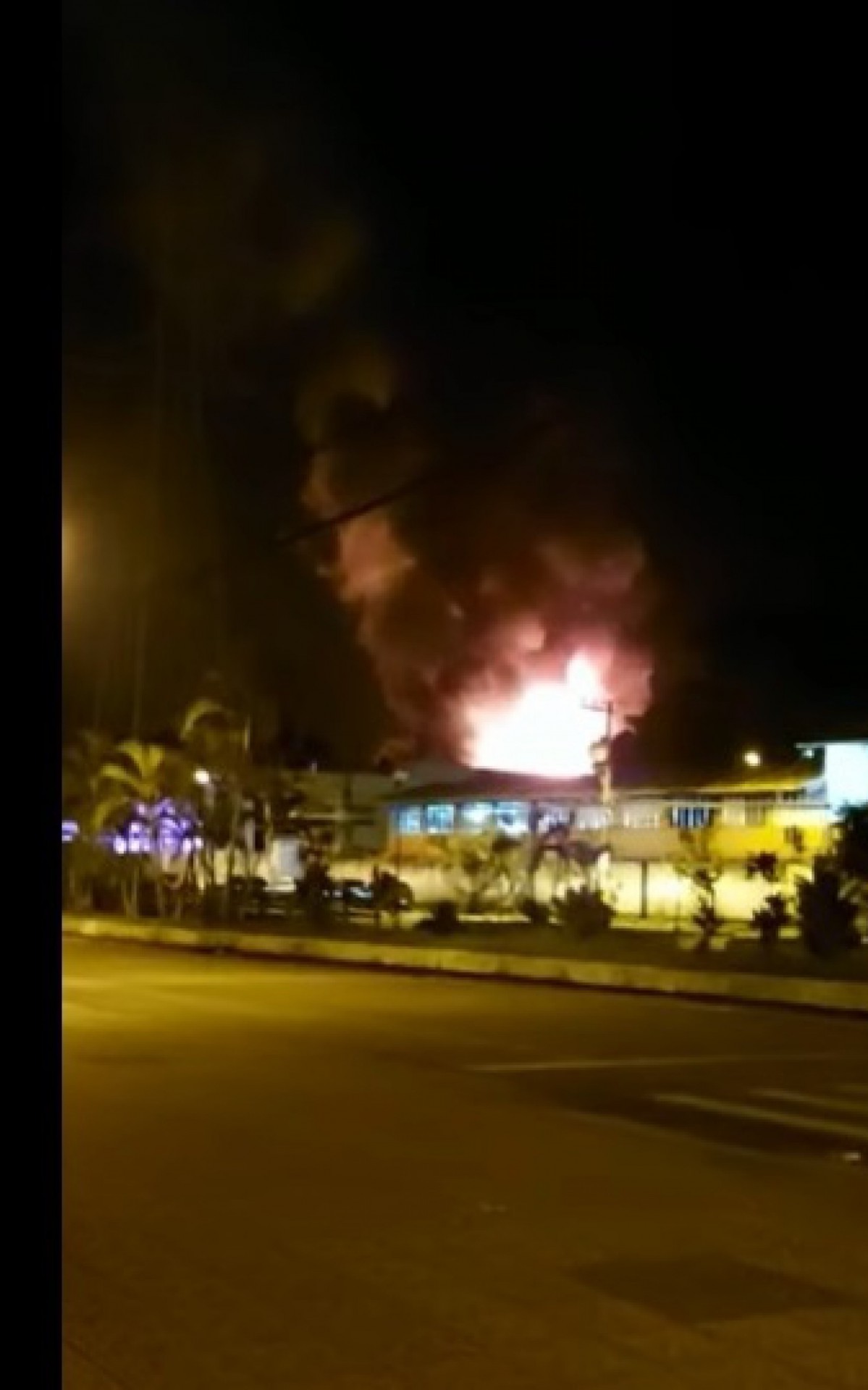 Inc&ecirc;ndio na CSN na noite de segunda-feira, dia 25
