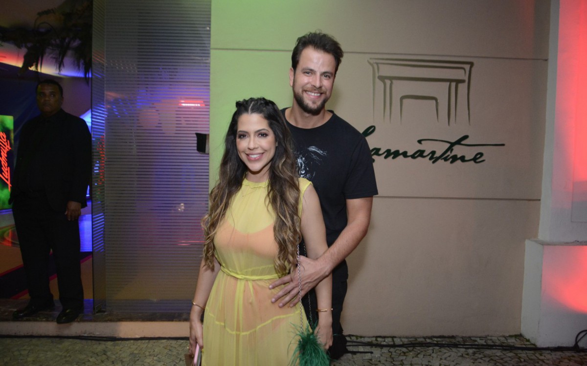 Ex-BBBs La&iacute;s e Gustavo