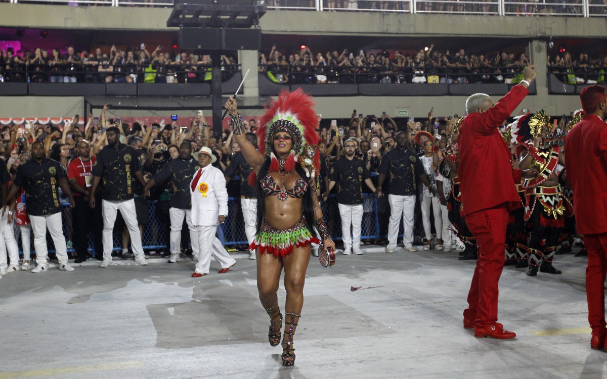 Reconhecimento', afirma babalorixá sobre enredo do Salgueiro Jornal MEIA  HORA - Carnaval