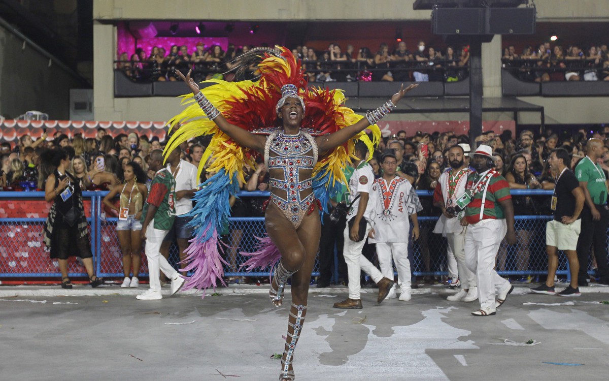 Camilla de Lucas desfilou na Grande Rio  - Reginaldo Pimenta / Agencia O Dia