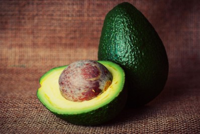 Levantamento revela que frutas tiveram alta de até 136% em março