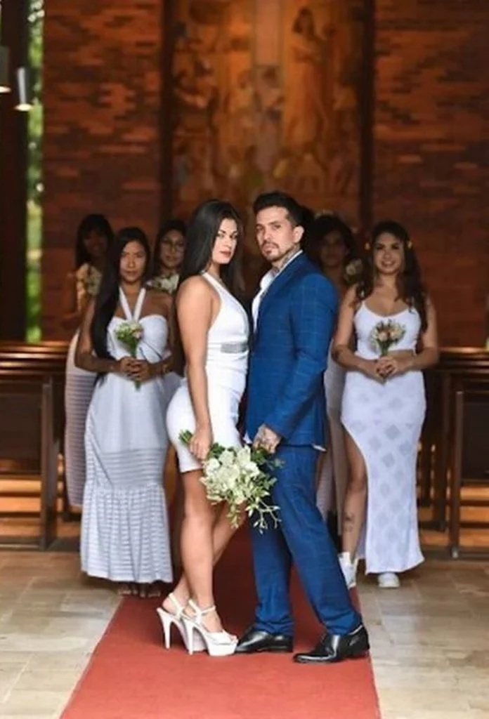 Modelo casado com nove mulheres diz que deseja ter filho com cada uma delas - Divulgação / CO Assessoria