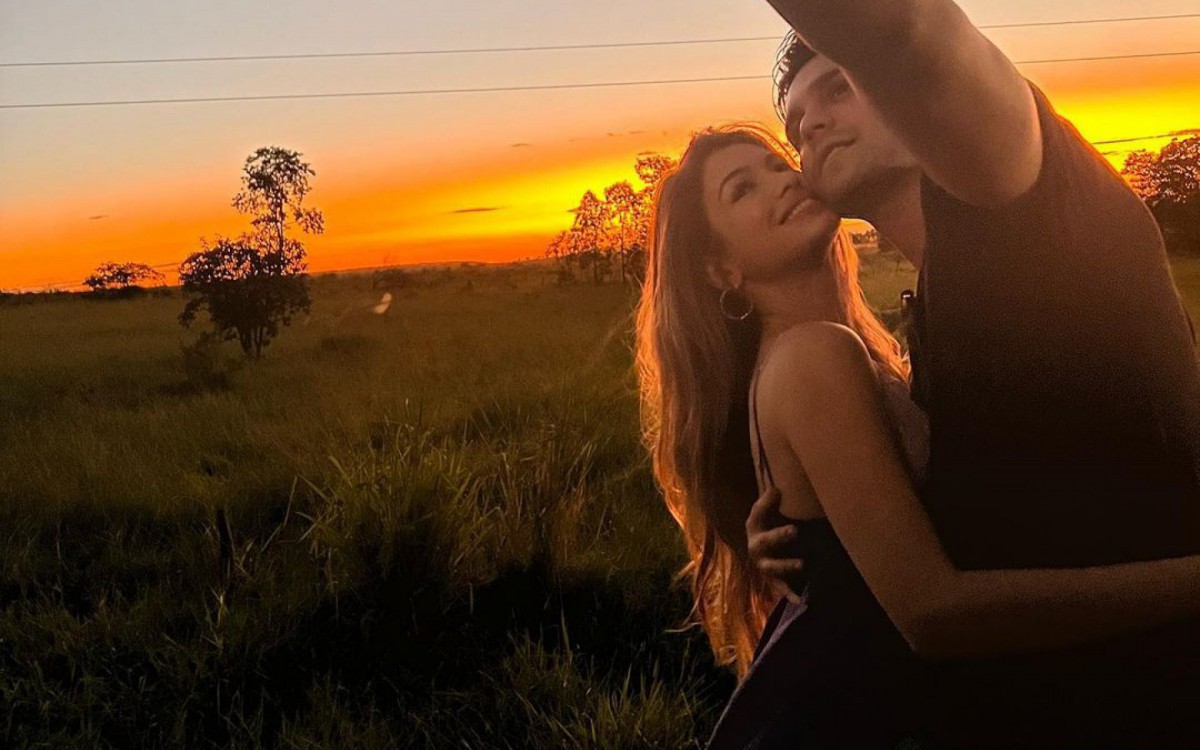 Luan Santana e Izabela Cunha surgem em clima de romance durante viagem ao Mato Grosso do Sul - Reprodução/Instagram