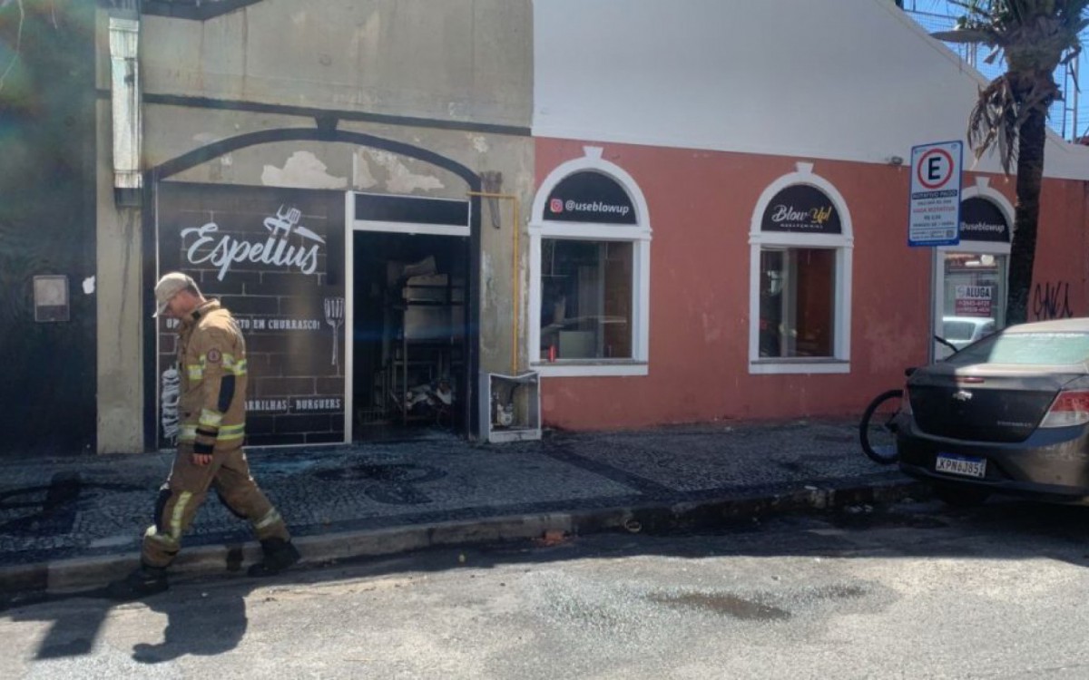 Bar e restaurante de Cabo Frio tem princ&iacute;pio de inc&ecirc;ndio ap&oacute;s incidente na cozinha