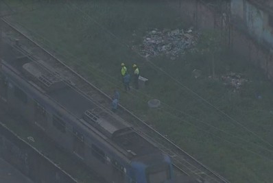 Tiro rompe cabo da rede aérea e circulação de trens no ramal de Saracuruna é afetada