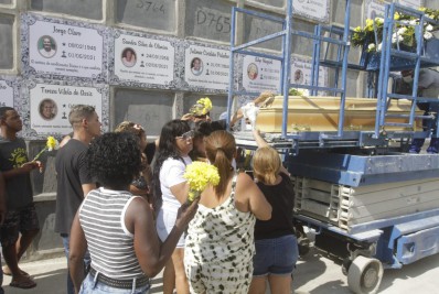 Família de jovem morto no Jacarezinho se revolta com declaração de cabo da PM