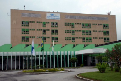 Adolescente esfaqueado em escola de Duque de Caxias recebe alta