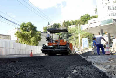 Trecho da Rua Dr. Mário Ramos em Barra Mansa é asfaltado