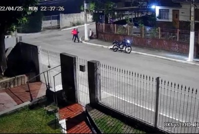 Bolsonaro presta solidariedade à família de jovem morto em assalto