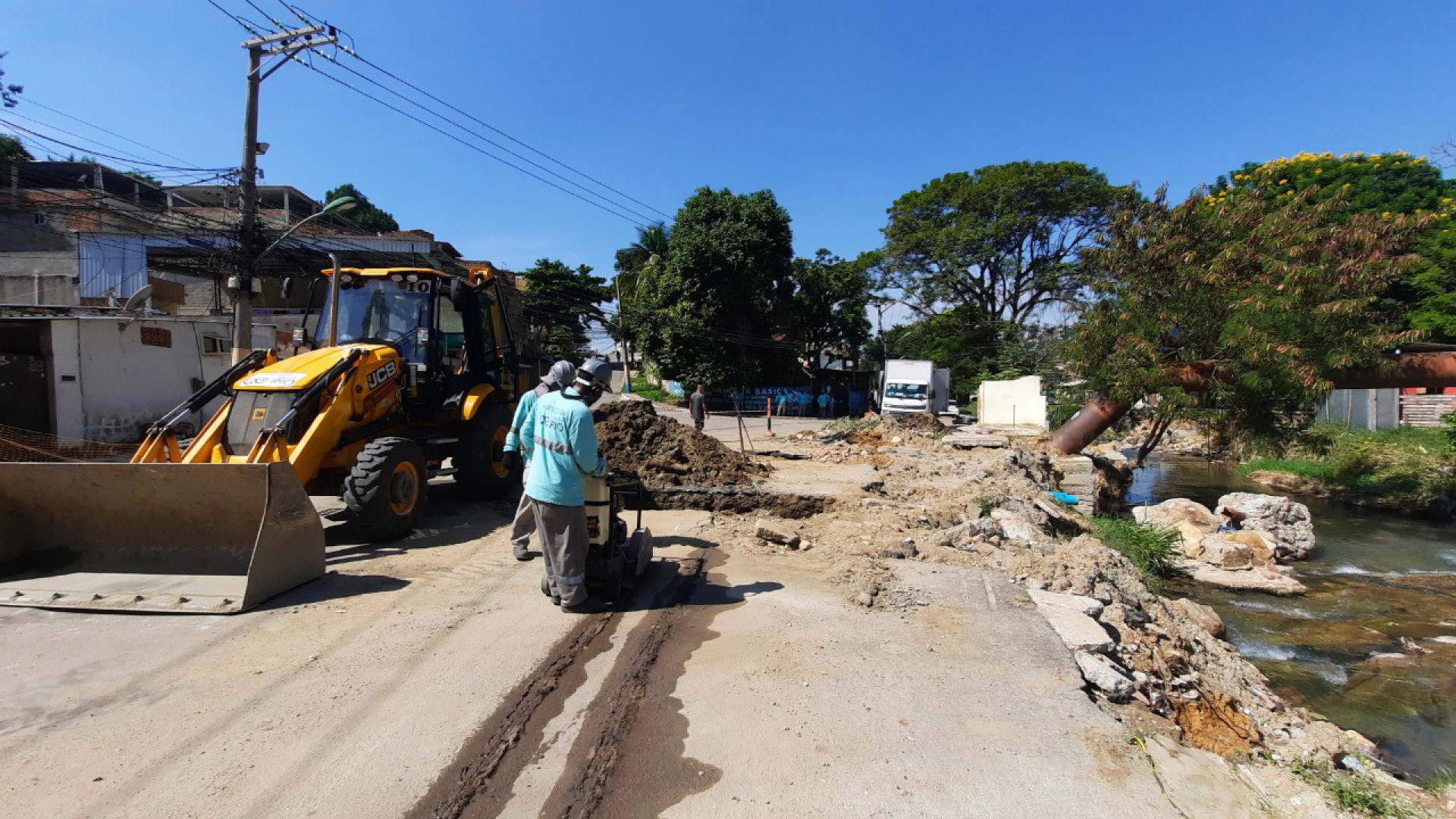 Águas do Rio avança com trabalho e leva água para o bairro Coreia  - Divulgação