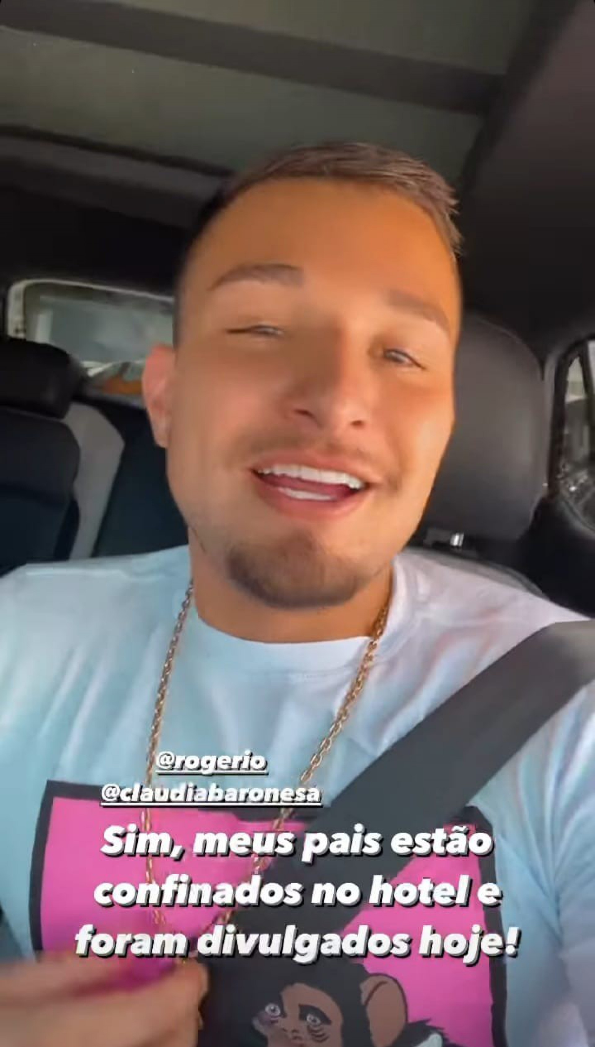 Cantor está morando sozinho após entrada dos pais em reality show - Reprodução/Instagram