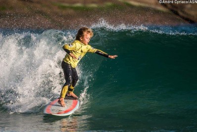 Canal de Itaipu sedia etapa do Circuito Nova Geração de surfe