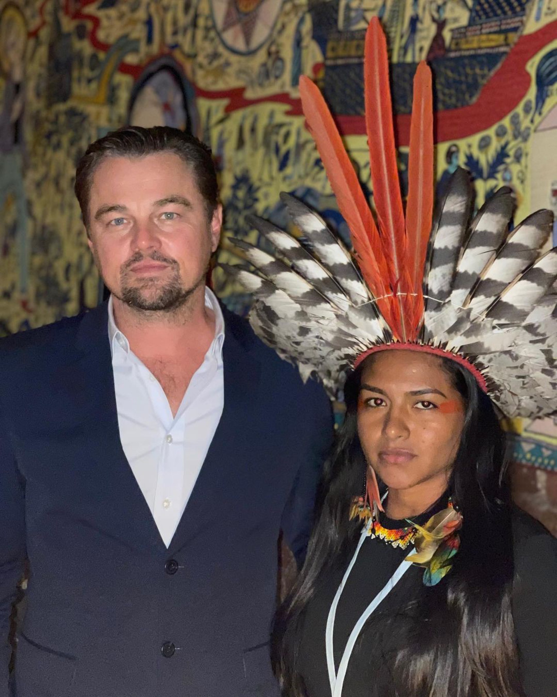 Leonardo DiCaprio posa ao lado de Juma Xipaya, indígena e ativista da comunidade Xipaya - Reprodução/Instagram