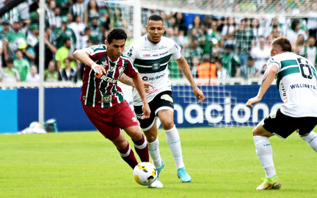 Curitiba, PR - Brasil - 01/05/2022 - Couto Pereira - GernᮠCano

Campeonato Brasileiro. 4ꠒodada. Jogo Fluminense x Coritiba.
