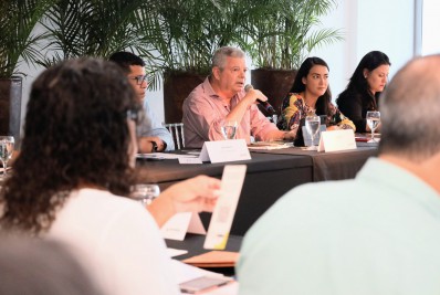 Prefeito de Niterói faz reunião de olho na execução de investimentos