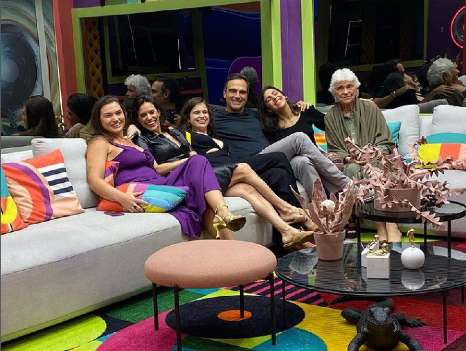 Família de Tadeu Schmidt visitou cenário do 'BBB 22' - Reprodução/Instagram
