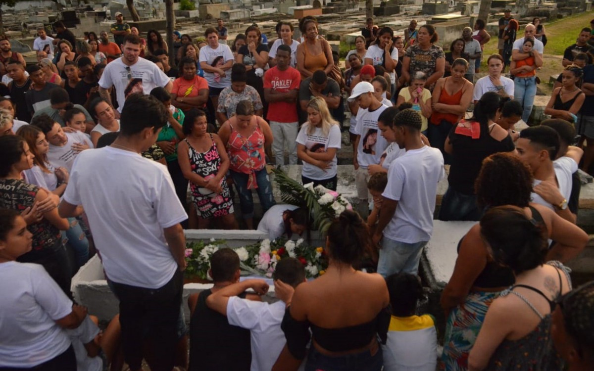 Eenterro da Thuane - SANDRO VOX