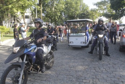 Guarda municipal assassinado em São Gonçalo é enterrado